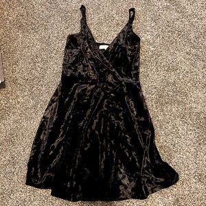 NWT Black Velvet V-Neck Mini Dress